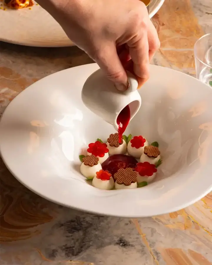 Panna cotta alla vaniglia e fava tonka
