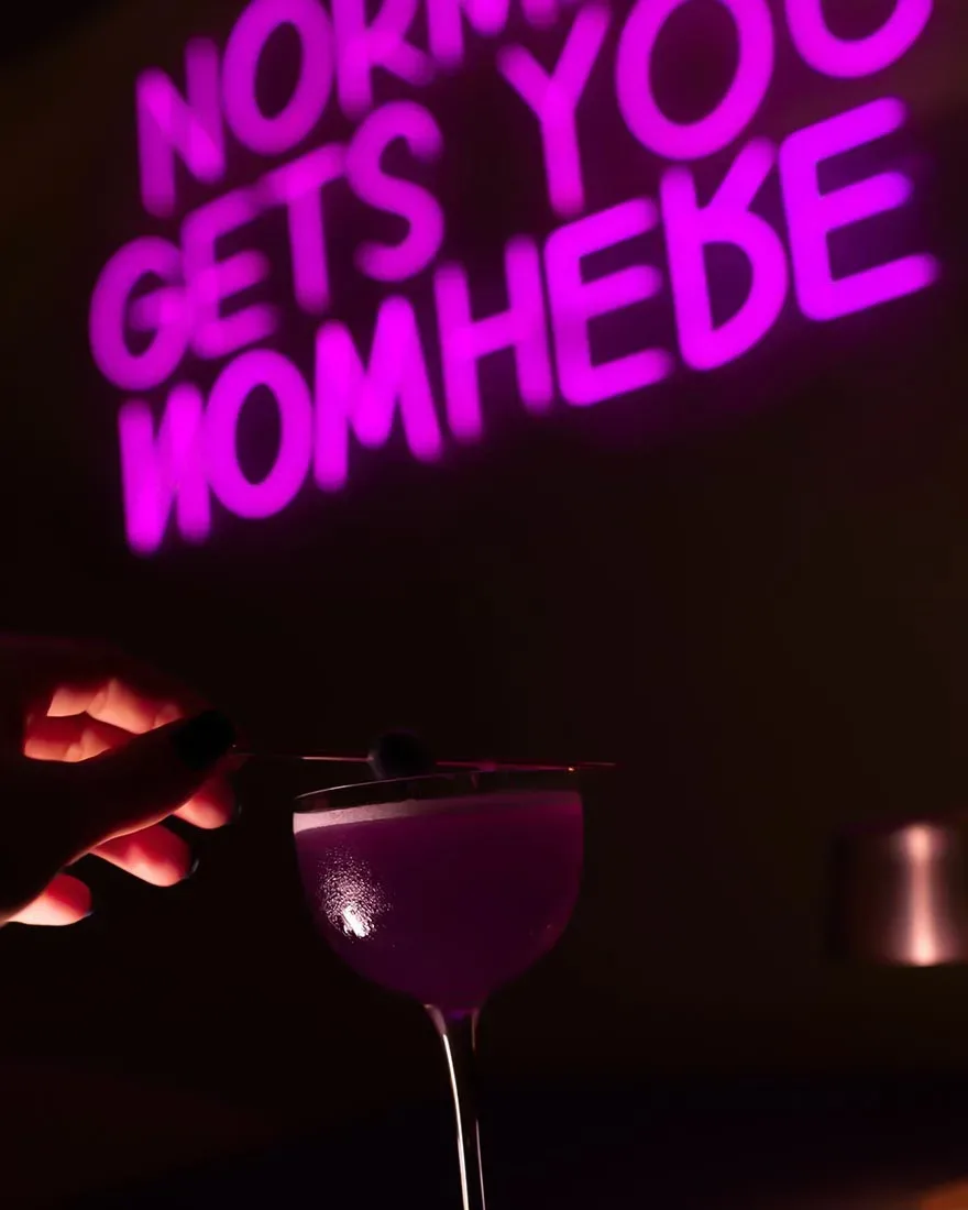 Deep Into in Lounge